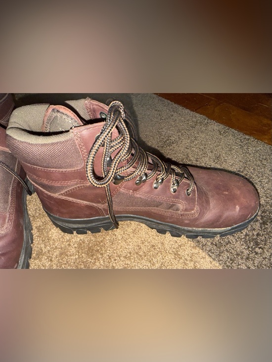 Worx Brown Leather work boots W/ textured paneling and Vibram outsoles, Sz 13 WW